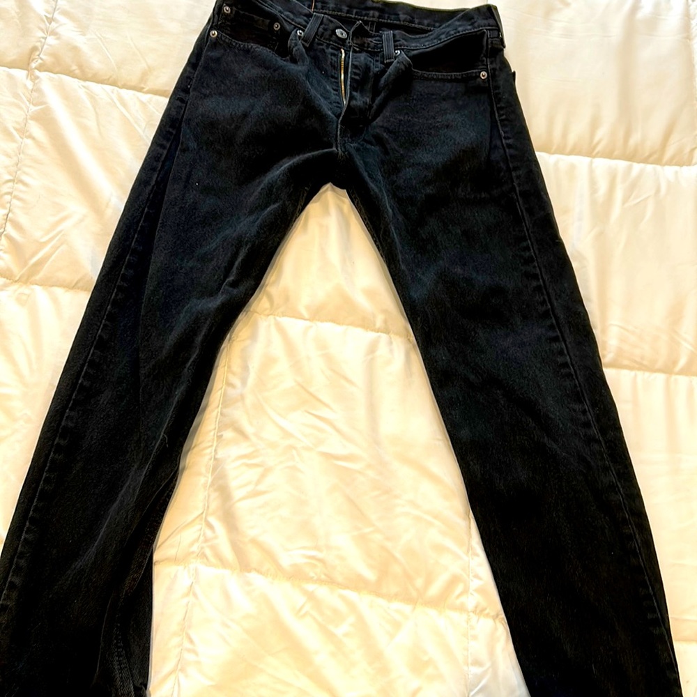 Black Levi’s Jeans